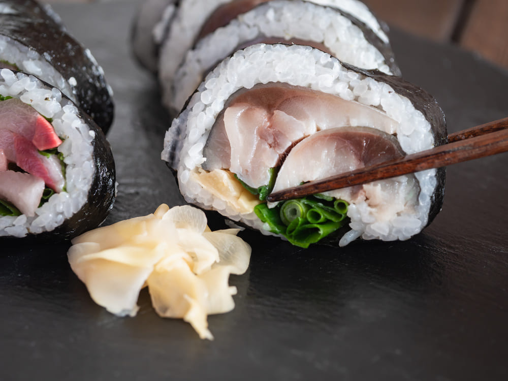 maki sushi de caballa